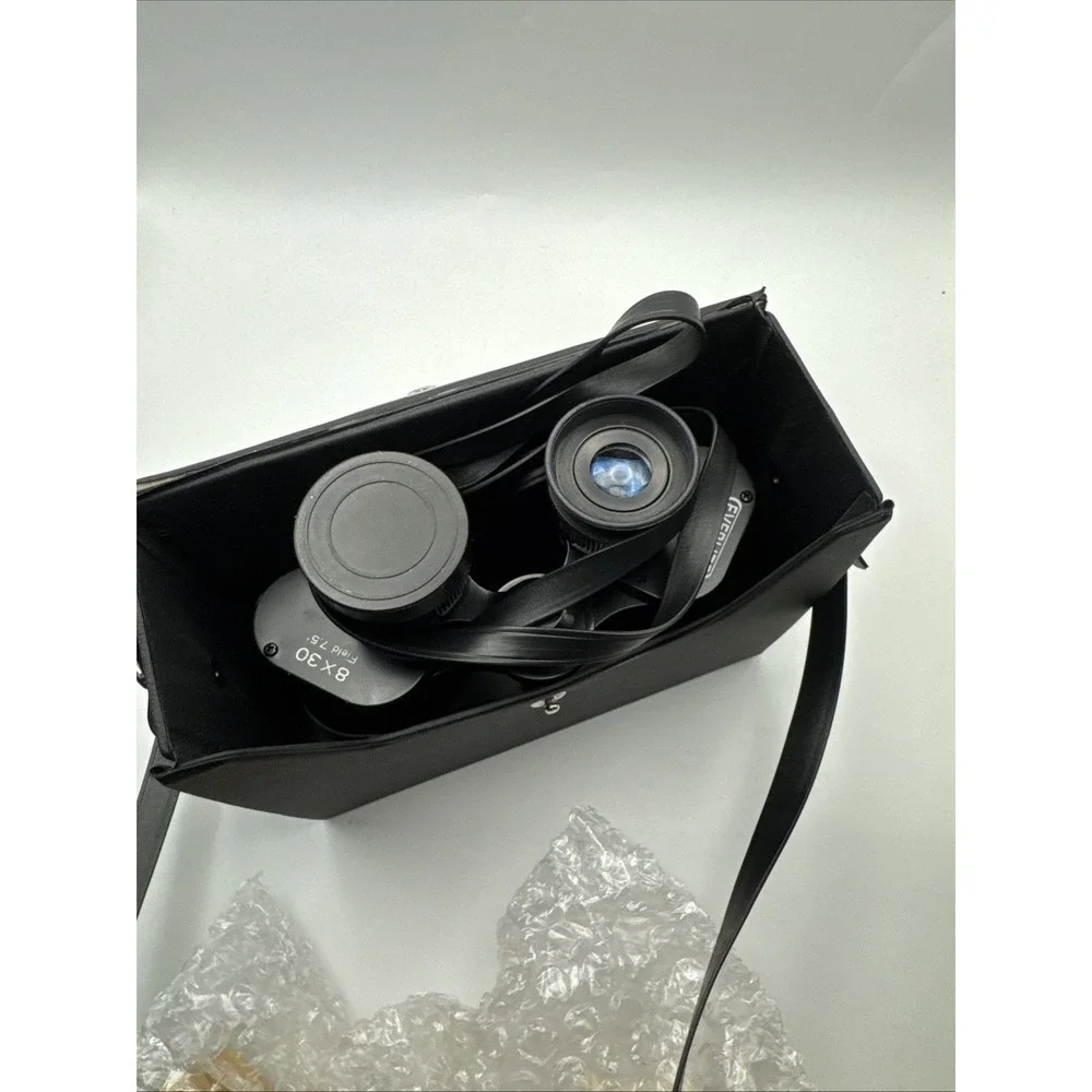 Everlite‎ Binoculars 8x30 Field 7.5° with Carrying Case